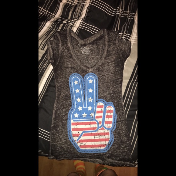 Shirt - Picture 1 of 1